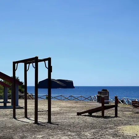Magnolia - Casa Com Dois Quartos Junto Ao Mar - Renovada Em 2023 Mosteiros  Exterior photo